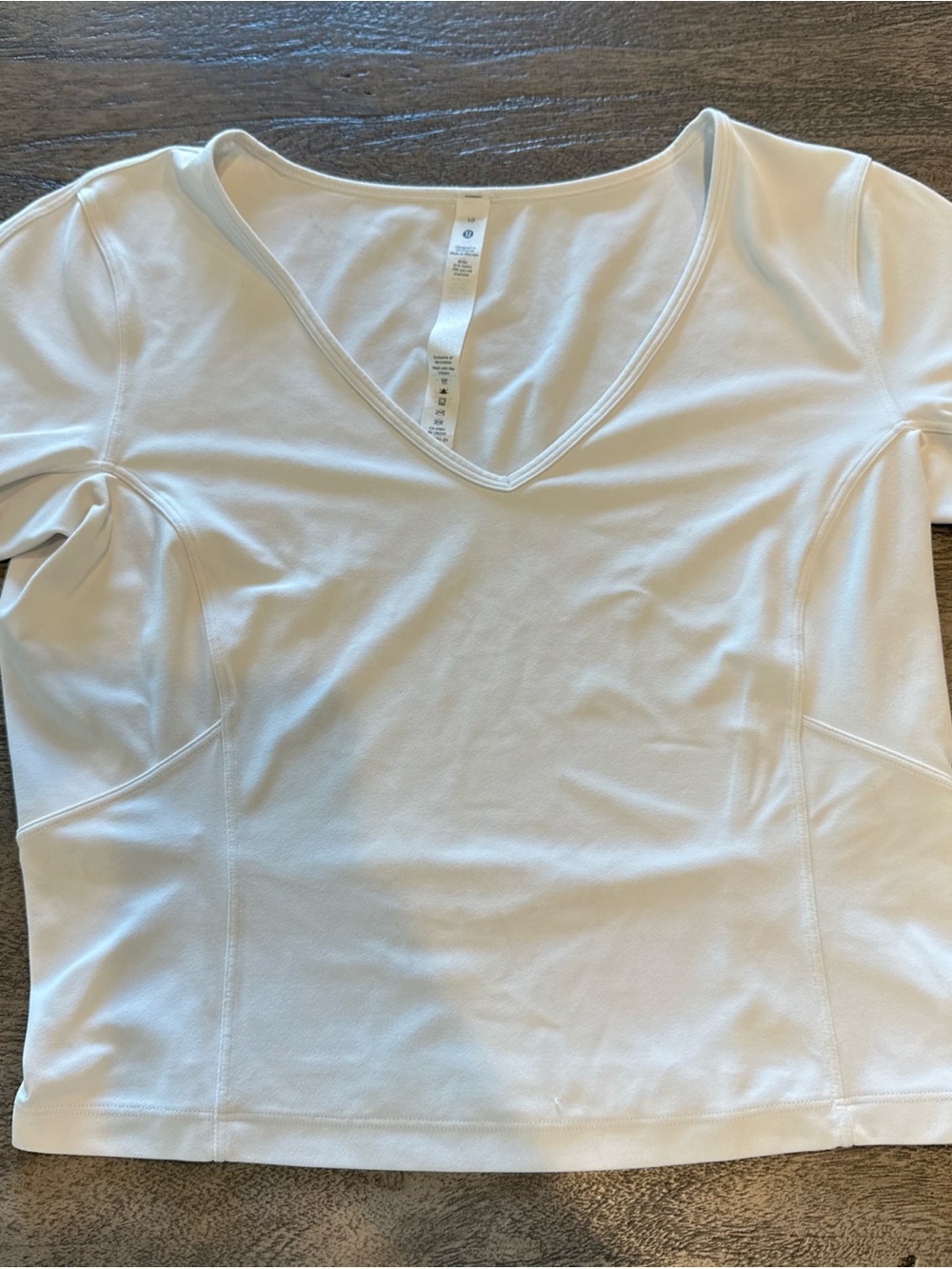 Lululemon T Shirt Womens 10 White Align Cropped Short Sleeve V Neck Stretch